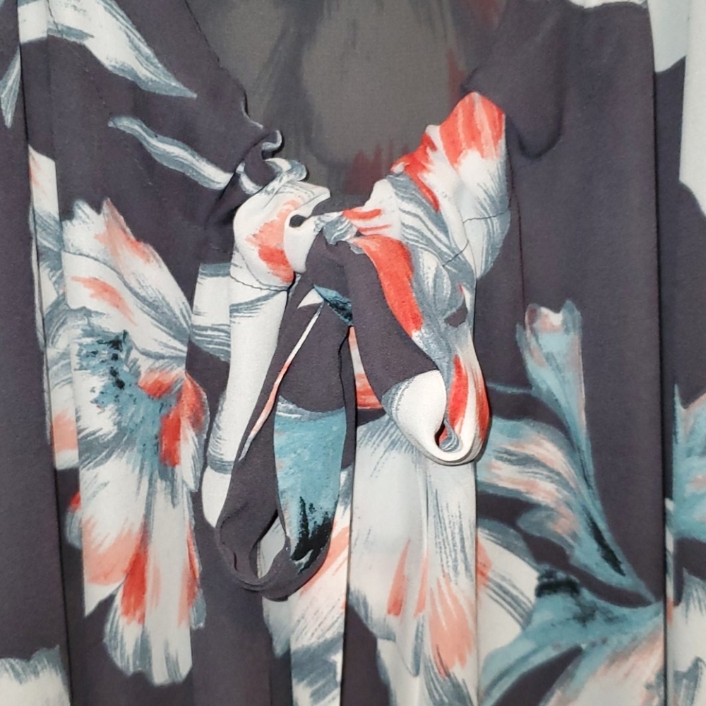 Floral tank top - Picture 3 of 3